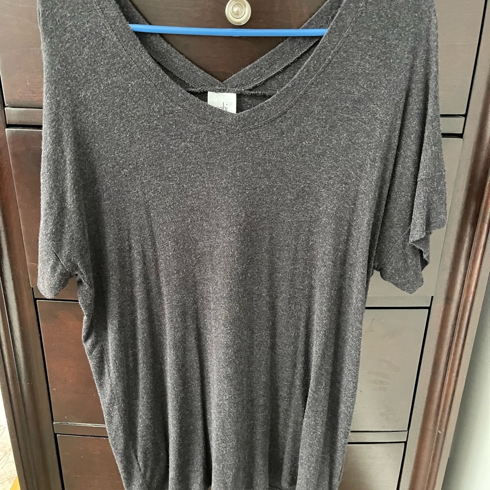 CAbi gray, off the shoulders top, medium